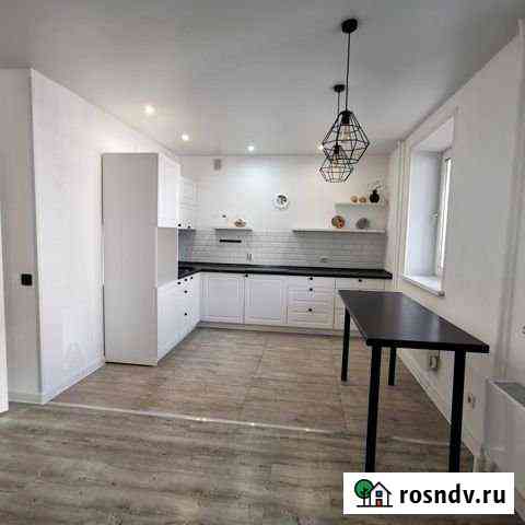3-комнатная квартира, 76.8 м², 2/10 эт. на продажу в Кирове Киров