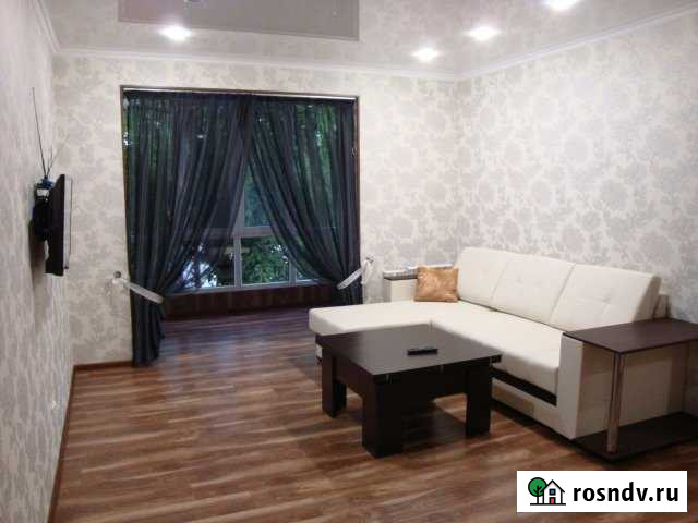 1-комнатная квартира, 37 м², 2/5 эт. в аренду посуточно в Майкопе Майкоп - изображение 1