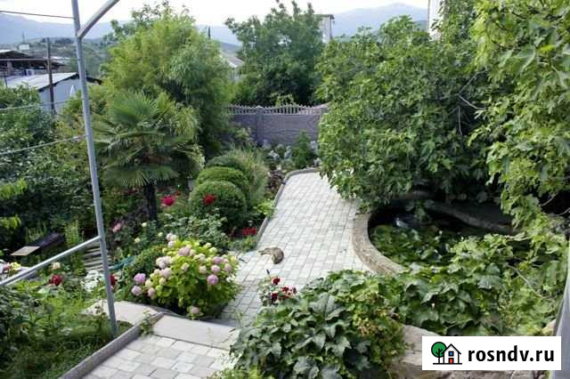 Комната 22 м² в 1-ком. кв., 2/2 эт. в аренду посуточно в Алуште Алушта - изображение 1