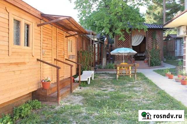 Комната 15 м² в 5-ком. кв., 1/1 эт. в аренду посуточно в Кабардинке Кабардинка - изображение 1