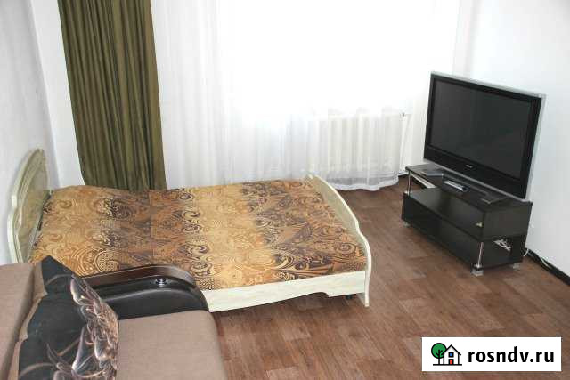 1-комнатная квартира, 43 м², 3/15 эт. в аренду посуточно в Брянске Брянск - изображение 1