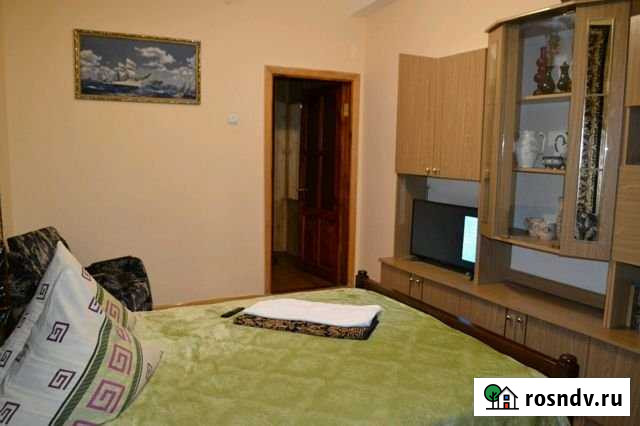 1-комнатная квартира, 35 м², 2/5 эт. в аренду посуточно в Ялте Ялта - изображение 1