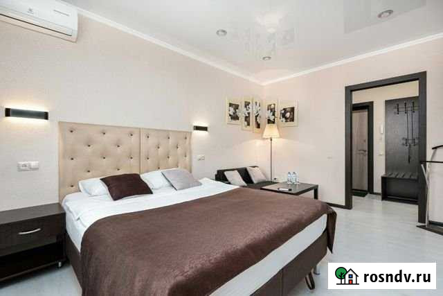 1-комнатная квартира, 45 м², 17/17 эт. в аренду посуточно в Нижневартовске Нижневартовск - изображение 1