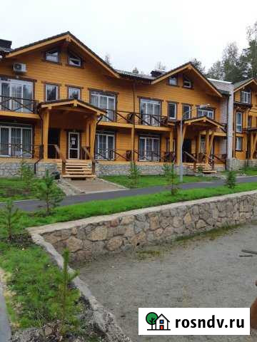 Таунхаус 33 м² на участке 1 сот. в аренду посуточно в Миассе Миасс - изображение 1