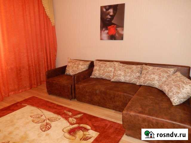 2-комнатная квартира, 65 м², 3/3 эт. в аренду посуточно в Севастополе Севастополь - изображение 1