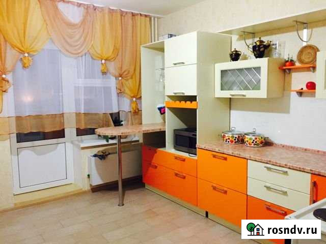 1-комнатная квартира, 54 м², 4/9 эт. в аренду посуточно в Старом Осколе Старый Оскол - изображение 1