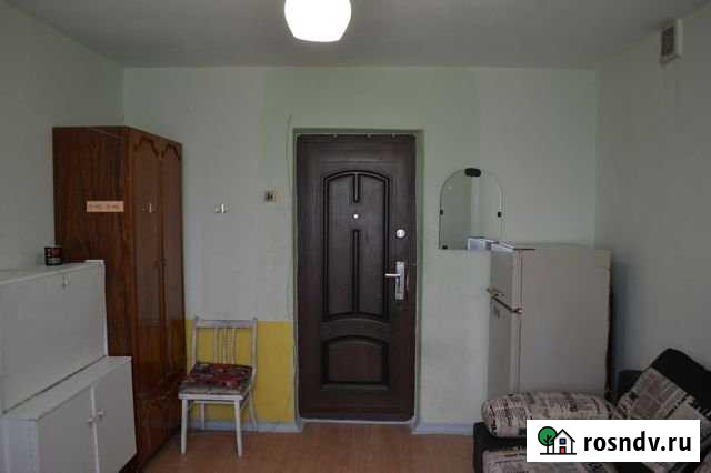 Комната 14 м² в 1-ком. кв., 4/5 эт. в аренду посуточно в Волжском Волгоградской области Волжский - изображение 1