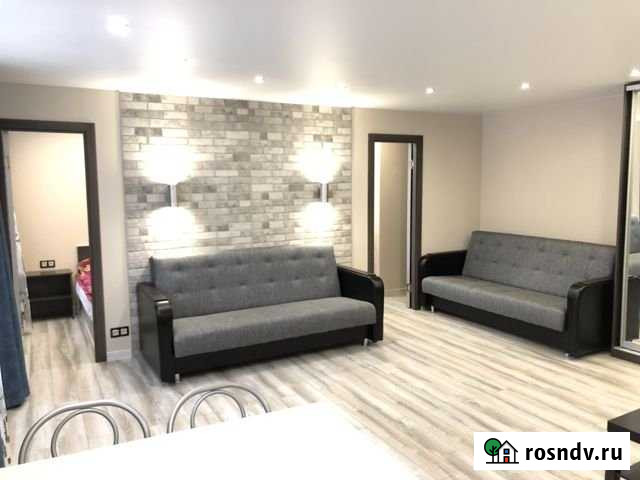 3-комнатная квартира, 50 м², 2/5 эт. в аренду посуточно в Рыбинске Рыбинск - изображение 1