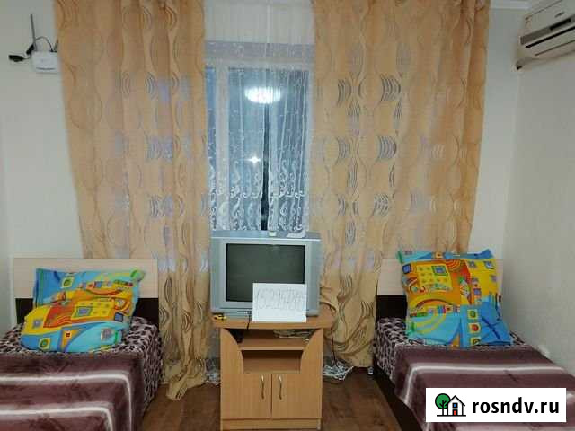1-комнатная квартира, 28 м², 1/2 эт. в аренду посуточно в Евпатории Евпатория - изображение 1