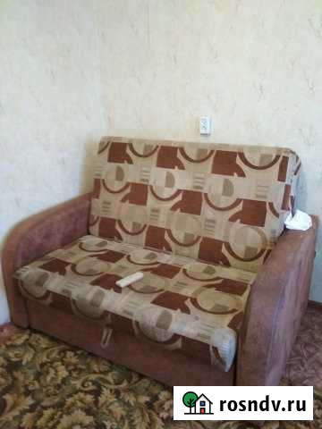 Комната 10 м² в 6-ком. кв., 4/5 эт. в аренду на длительный срок в Омске Омск - изображение 1