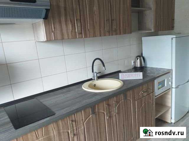 Дом 26 м² на участке 1 сот. в аренду посуточно в Ейске Ейск - изображение 1