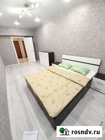 1-комнатная квартира, 40 м², 2/11 эт. в аренду посуточно в Череповце Череповец - изображение 1