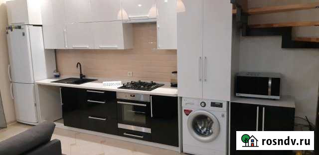 Дом 75 м² на участке 4 сот. в аренду посуточно в Ейске Ейск - изображение 1