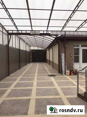 Дом 230 м² на участке 5 сот. в аренду на длительный срок во Владикавказе Владикавказ - изображение 1