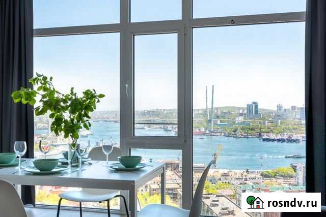 2-комнатная квартира, 80 м², 15/25 эт. в аренду посуточно во Владивостоке Владивосток - изображение 1