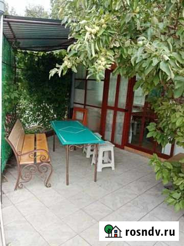 Дом 50 м² на участке 12 сот. в аренду посуточно в Яровом Яровое - изображение 1