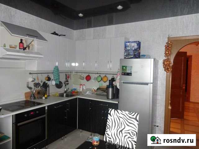 3-комнатная квартира, 83 м², 2/10 эт. в аренду на длительный срок в Кингисеппе Кингисепп - изображение 1