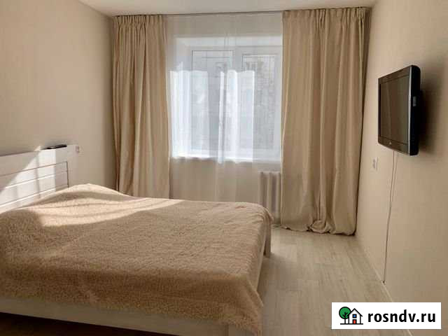 2-комнатная квартира, 54 м², 2/10 эт. в аренду посуточно в Хабаровске Хабаровск - изображение 1