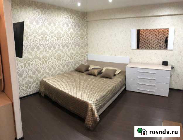 2-комнатная квартира, 50 м², 4/5 эт. в аренду посуточно в Череповце Череповец - изображение 1