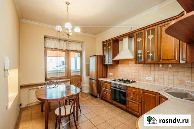 3-комнатная квартира, 115 м², 8/8 эт. в аренду на длительный срок в Москве Москва - изображение 1