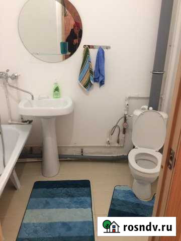 2-комнатная квартира, 60 м², 2/3 эт. в аренду посуточно в Барабинске Барабинск - изображение 1