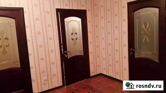 2-комнатная квартира, 78 м², 1/6 эт. в аренду посуточно в Избербаше Избербаш - изображение 1