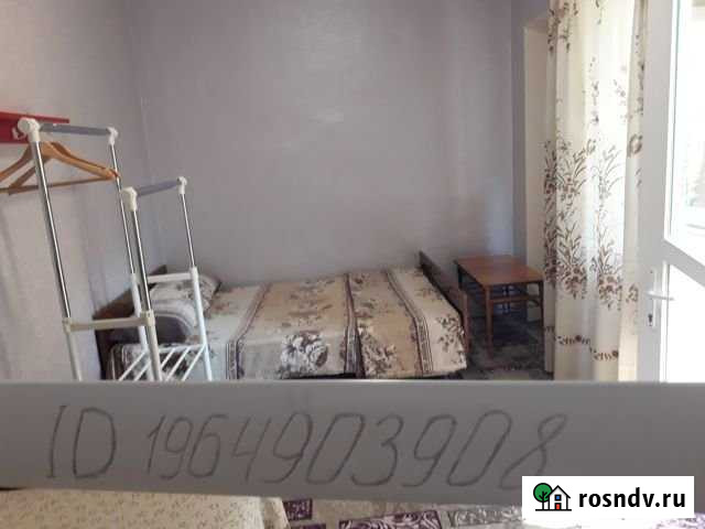 Комната 12 м² в 1-ком. кв., 1/2 эт. в аренду посуточно в Судаке Судак - изображение 1