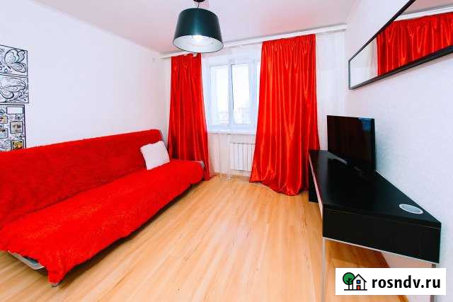 2-комнатная квартира, 60 м², 14/17 эт. в аренду посуточно в Оренбурге Оренбург - изображение 1