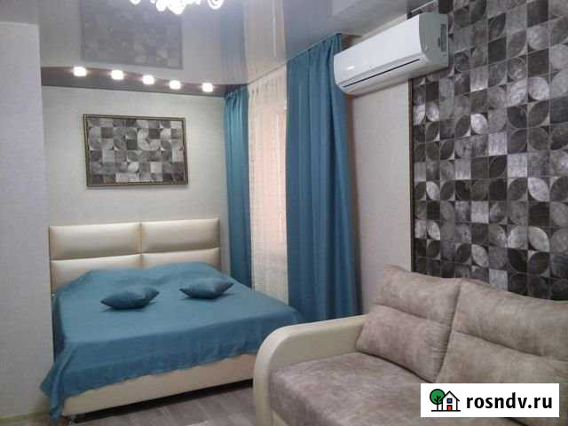 1-комнатная квартира, 40 м², 2/9 эт. в аренду посуточно в Волжском Волгоградской области Волжский - изображение 1
