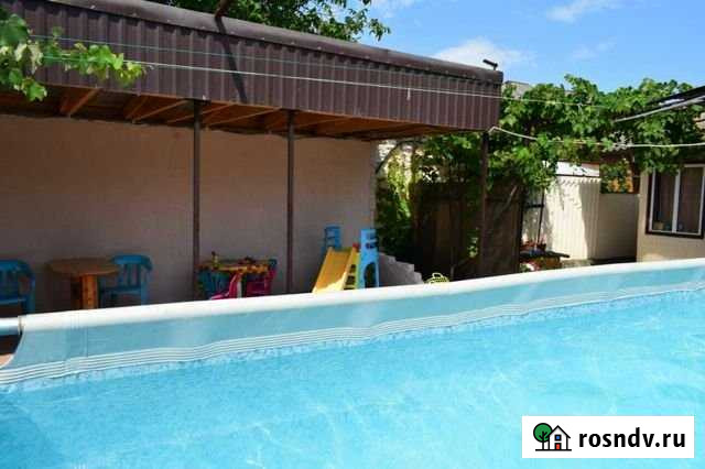 Комната 14 м² в 4-ком. кв., 1/1 эт. в аренду посуточно в Голубицкой Голубицкая - изображение 1