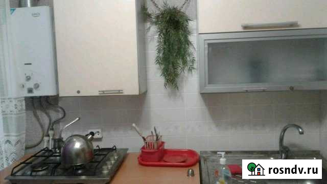 1-комнатная квартира, 33 м², 1/5 эт. в аренду посуточно в Астрахани Астрахань - изображение 1