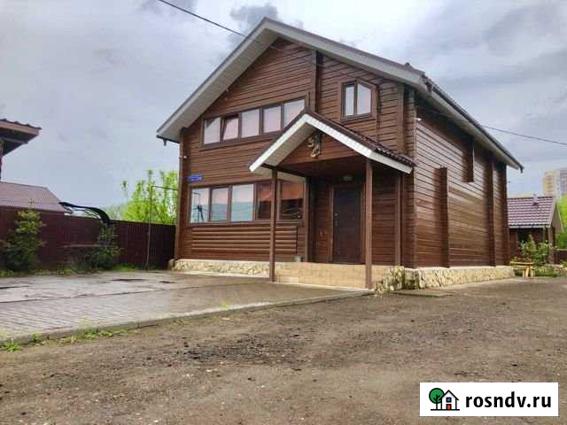 Коттедж 180 м² на участке 15 сот. в аренду посуточно в Казани Казань - изображение 1