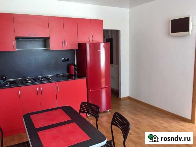 1-комнатная квартира, 42 м², 2/9 эт. в аренду посуточно в Камышине Камышин - изображение 1