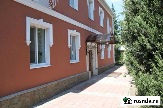 Комната 30 м² в 1-ком. кв., 2/3 эт. в аренду посуточно в Алуште Алушта - изображение 1