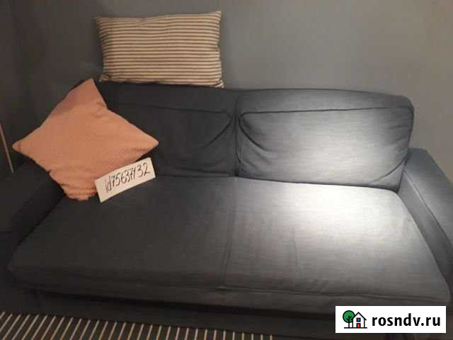 Комната 8 м² в 3-ком. кв., 1/5 эт. в аренду посуточно в Санкт-Петербурге Санкт-Петербург - изображение 1