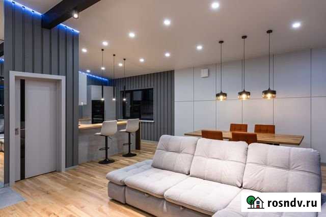 Дом 200 м² на участке 10 сот. на продажу в Санкт-Петербурге Санкт-Петербург - изображение 1