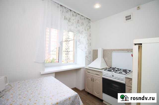 1-комнатная квартира, 30 м², 5/5 эт. в аренду на длительный срок в Тюмени Тюмень - изображение 1