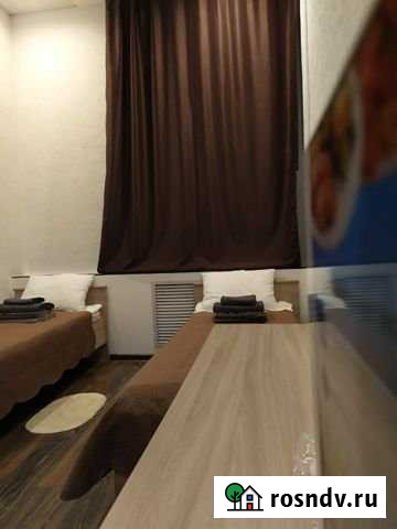 Комната 14 м² в 2-ком. кв., 1/4 эт. в аренду посуточно в Санкт-Петербурге Санкт-Петербург - изображение 1