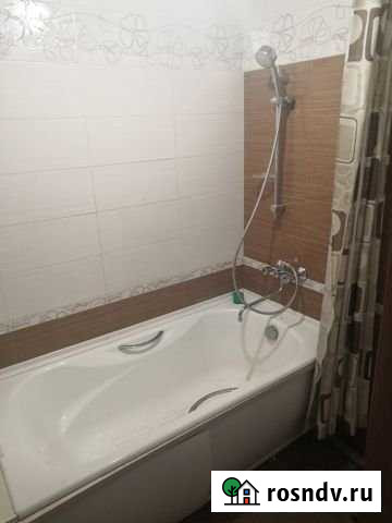 4-комнатная квартира, 62 м², 2/5 эт. в аренду на длительный срок в Новокузнецке Новокузнецк - изображение 1