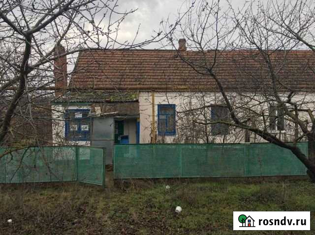 Дом 60 м² на участке 10 сот. на продажу в Ленинградской Ленинградская - изображение 1