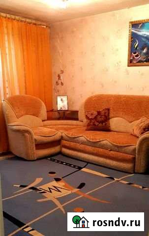 1-комнатная квартира, 32 м², 1/5 эт. в аренду посуточно в Куйбышеве Куйбышев - изображение 1