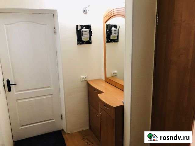 1-комнатная квартира, 35 м², 1/5 эт. в аренду на длительный срок в Симферополе Симферополь - изображение 1