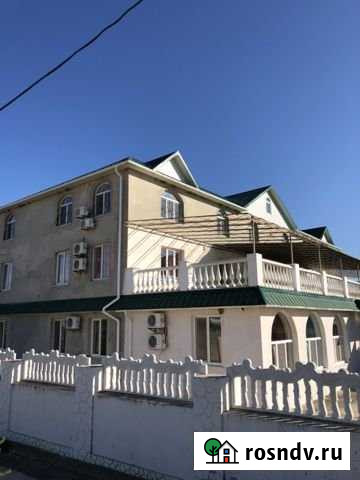 Комната 100 м² в > 9-ком. кв., 1/3 эт. в аренду посуточно в Судаке Судак - изображение 1