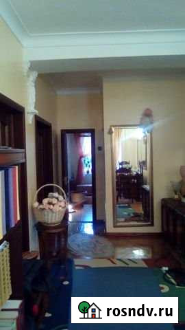 4-комнатная квартира, 110 м², 1/5 эт. на продажу во Владикавказе Владикавказ - изображение 1