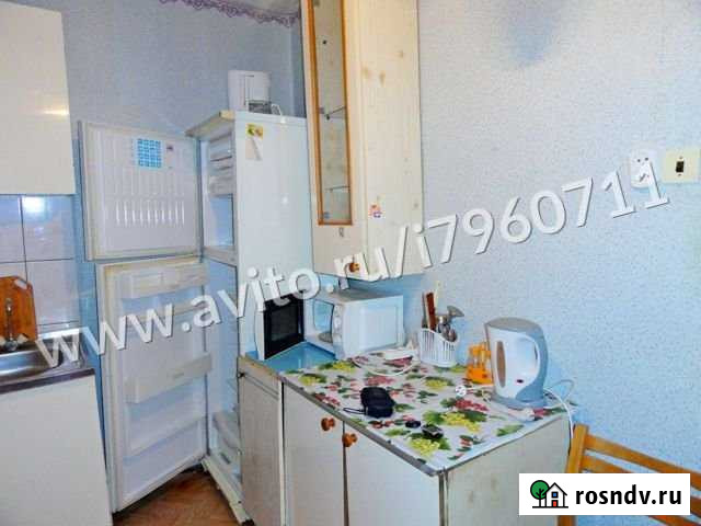 Комната 18.5 м² в 9-ком. кв., 2/5 эт. на продажу в Волгограде Волгоград - изображение 1