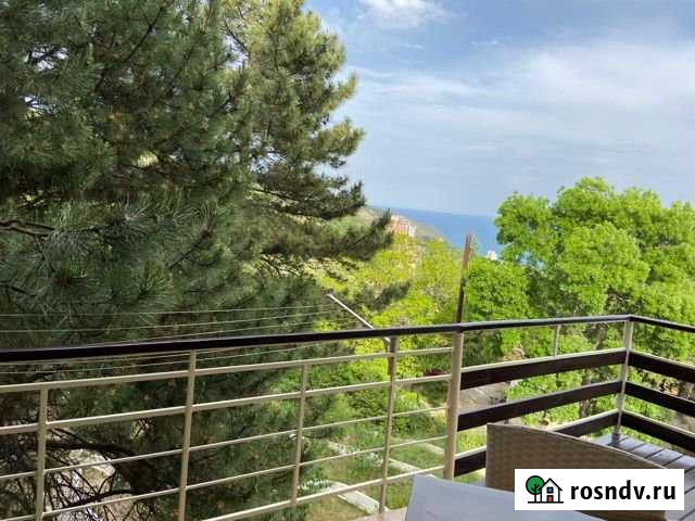 2-комнатная квартира, 90 м², 2/3 эт. на продажу в Ялте Ялта - изображение 1