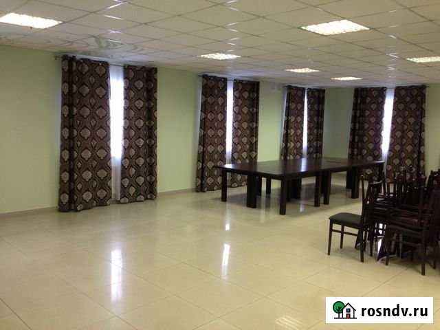 Дом 450 м² на участке 7 сот. в аренду посуточно в Челябинске Челябинск - изображение 1