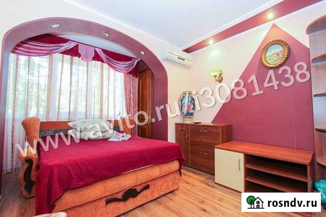 2-комнатная квартира, 56 м², 1/5 эт. в аренду посуточно в Феодосии Феодосия - изображение 1