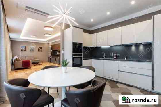 3-комнатная квартира, 143 м², 5/9 эт. в аренду на длительный срок в Санкт-Петербурге Санкт-Петербург