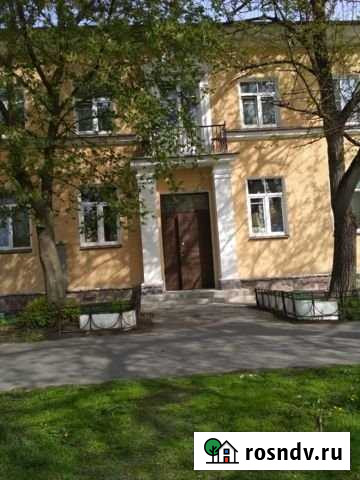 Комната 28 м² в 6-ком. кв., 2/2 эт. на продажу в Санкт-Петербурге Санкт-Петербург - изображение 1